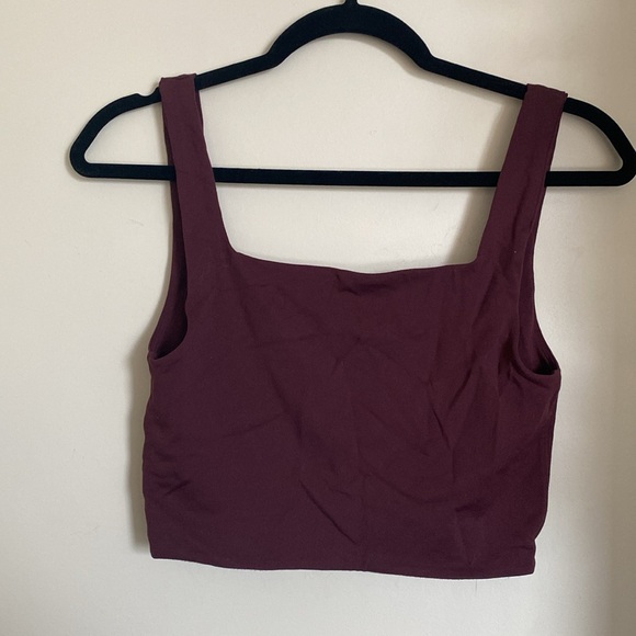 Burgundy Aritzia Contour Knit Crop Top - Picture 2 of 4